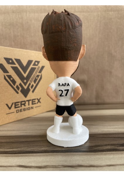 Rafa Silva Bêşiktẩş 3D Futbolcu Taraftar Biblo Figür Erkek Hediyelik Oyuncak Siyah Beyaz Kartal Erkek Sevgiliye Hediye Doğum Günü Hediyesi Dekorasyon Masa Süsü , Kişiye Özel Hediye modelleri