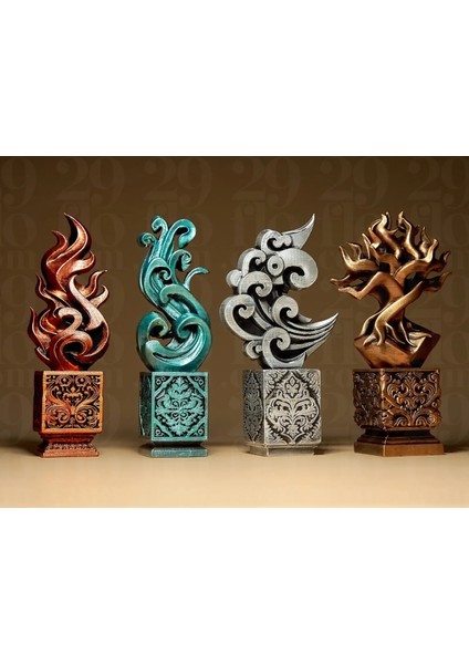 4 Element Heykelleri