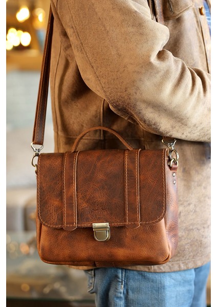 Kahverengi Küçük Postacı Çantası, Şık ve Kullanışlı Taşımalık modelleri