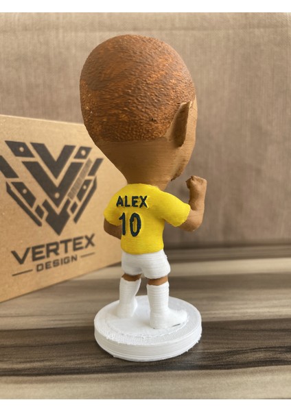 Alex Fênêrbẩhçe 3D Futbolcu Taraftar Biblo Figür Erkek Hediyelik Oyuncak Sarı Lacivert Kanarya Erkek Sevgiliye Hediye Doğum Günü Hediyesi Dekorasyon Masa Süsü , Kişiye Özel Hediye indirimleri