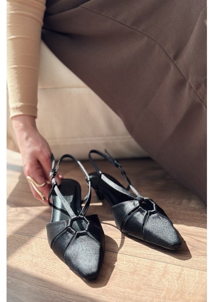 Ozeras Saten Siyah Kısa Topuklu Stiletto indirimleri