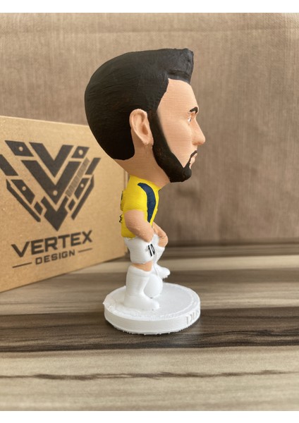 Tadic Fênêrbẩhçe 3D Futbolcu Taraftar Biblo Figür Erkek Hediyelik Oyuncak Sarı Lacivert Kanarya Erkek Sevgiliye Hediye Doğum Günü Hediyesi Dekorasyon Masa Süsü , Kişiye Özel Hediye