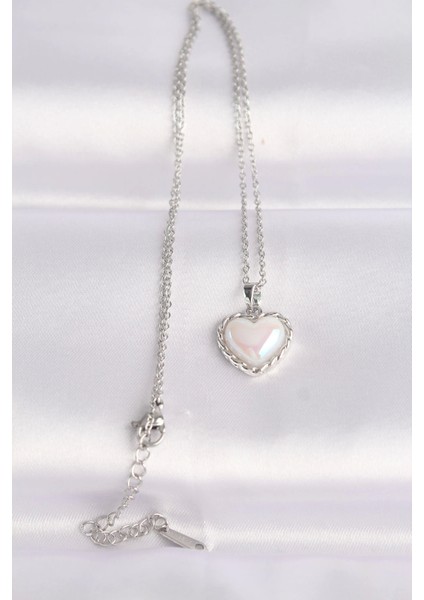316L Çelik Zincir Gümüş Renk Beyaz Taşlı Bombeli Kalp Kolye fiyatları
