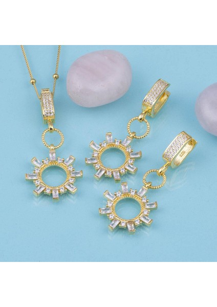Altın Kaplama Baget Taşlı Güneş Motifli Top Zincirli 925 Ayar Gümüş Set