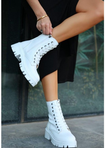 Bernishoes Flona Beyaz Cilt Bağcıklı Bot