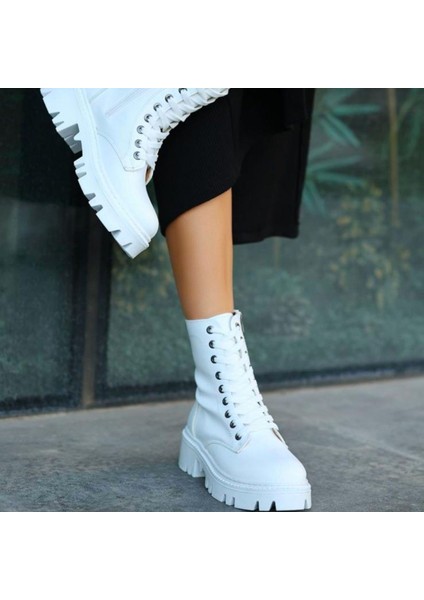 Bernishoes Flona Beyaz Cilt Bağcıklı Bot fiyatları