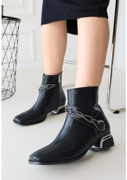 Bernishoes Roxani Siyah Cilt Topuklu Bot modelleri