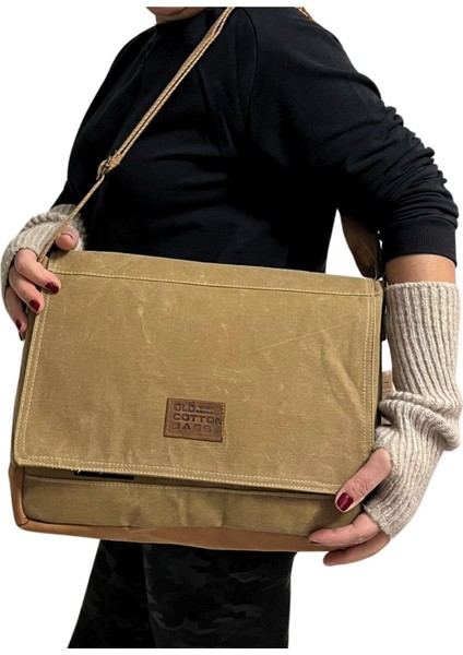 Çok Bölmeli ve Cepli Kanvas Notebook ve Tablet Çantası, Unisex, Kahverengi fiyatları