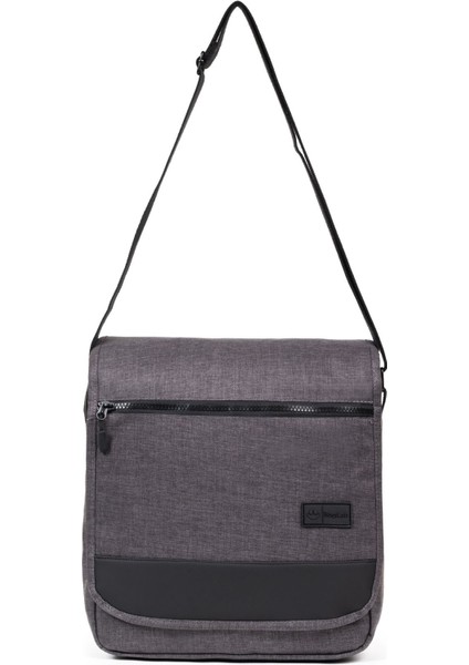 Şık ve Kullanışlı Dikey Postacı Çanta, Kolay Taşımaya Uygun Tasarım.