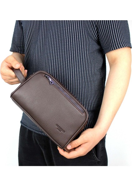 Kahverengi Erkek El Çantası, Kozmetik ve Tıraş Malzemeleri Için Şık Tasarım