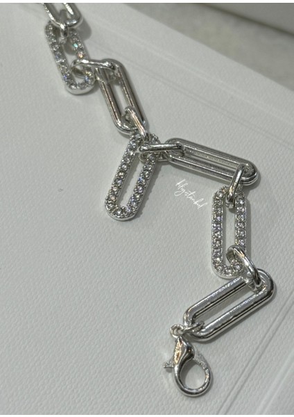 Gümüş Bileklik 17 Cm, Şık ve Zarif Takı Seçeneği fiyatları