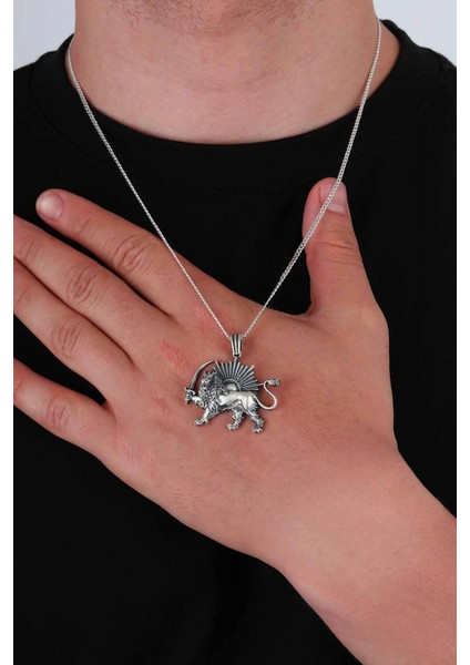Aslan ve Güneş Motifli Gümüş Erkek Kolye fırsatları