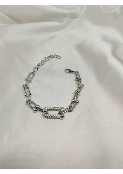 Gri Zirkon Taşlı Şık Bileklik, Elegant Tasarım, Kadın ve Erkek Uyumu fiyatları