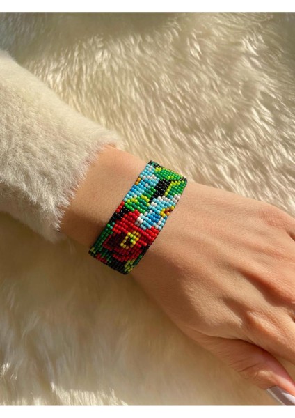 Çok Renkli Otantik Bileklik, Şık ve Renkli Takı Seçeneği