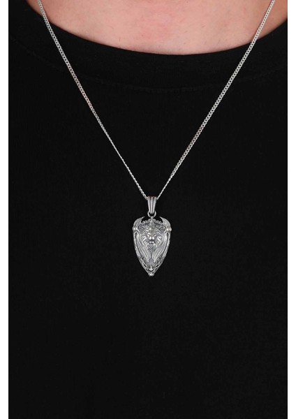 Kalkan Motifli Aslan Başı Gümüş Erkek Kolye modelleri