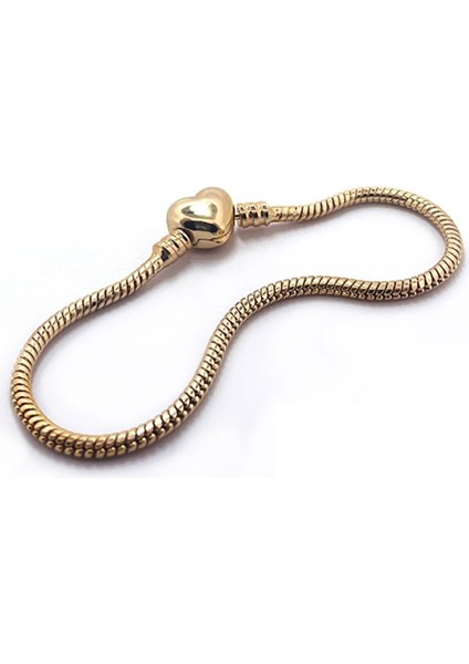 Şık Kalp Detaylı Altın Tonlu Bileklik, Zarif ve Modern Tasarım.