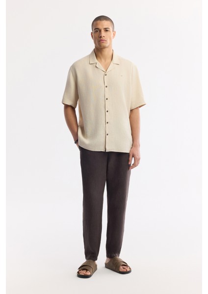 Erkek Bej Oversize Fit Apaj Yaka %100 Keten Kısa Kol Rahat Kesim Gömlek A51y2209