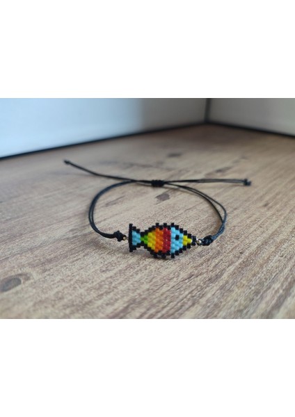 Minik Gökkuşağı Balık Bileklik, Şık ve Renkli Aksesuar. fiyatları