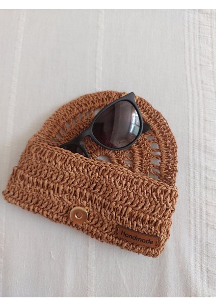 El Yapımı Kahverengi Örgü Gözlük Kılıfı ve Çanta, Şık ve Kullanışlı Tasarım