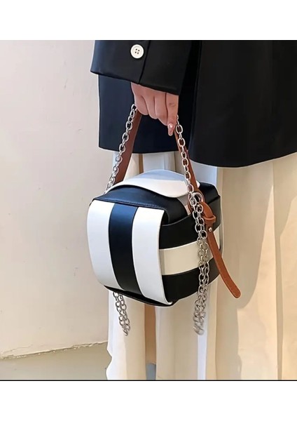 Şık Siyah Beyaz Küp El ve Omuz Çanta, Zarif ve Modern Tasarım fırsatları