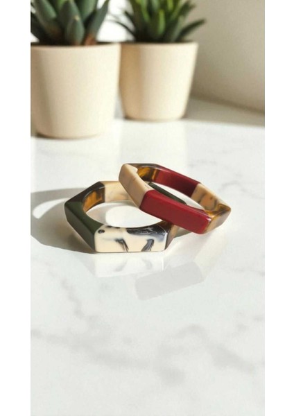 Haki Renk Köşeli Akrilik Bileklik, Şık ve Modern Tasarım. modelleri