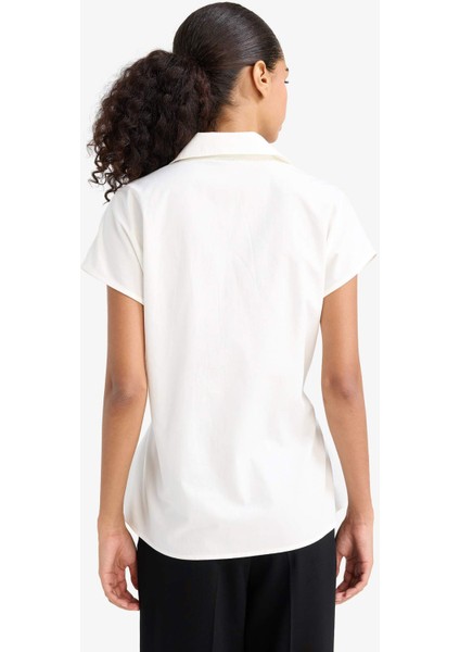 Fitted Poplin Kısa Kollu Gömlek fırsatları