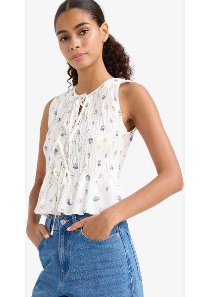 Fitted Bisiklet Yaka Çiçek Desenli Önden Bağlamalı Poplin Kolsuz Bluz F7577AX25AU modelleri