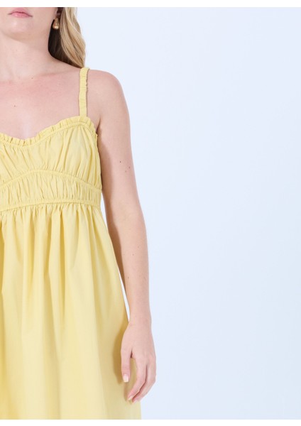 Kare Yaka Düz Sarı Standart Kadın Elbise 50537919 fırsatları