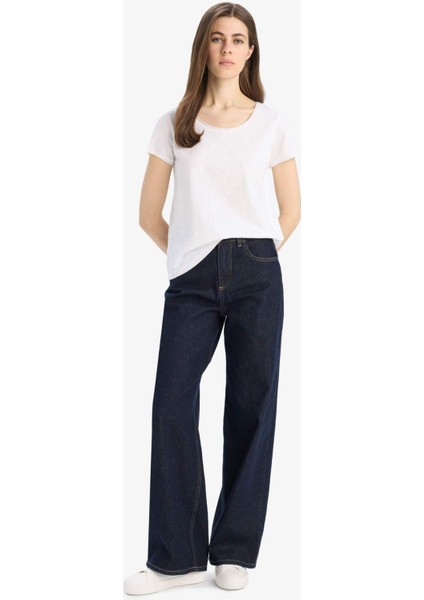 Regular Fit Bisiklet Yaka Basic Düz Kısa Kollu Tişört fiyatları