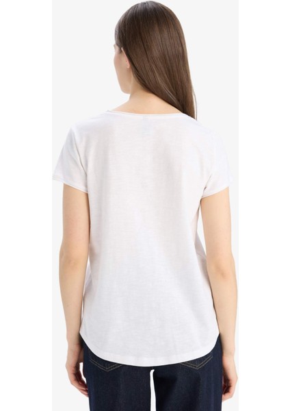 Regular Fit Bisiklet Yaka Basic Düz Kısa Kollu Tişört fırsatları