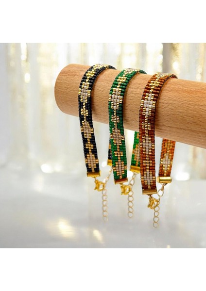 Siyah El Yapımı Bileklik, Şık ve Özgün Tasarım, Doğal ve Rahat Kullanım