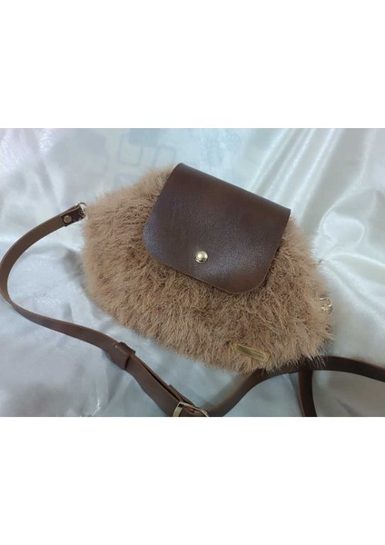 Bej Şık ve Hafif Günlük Kullanıma Uygun Taşınabilir Çanta fiyatları