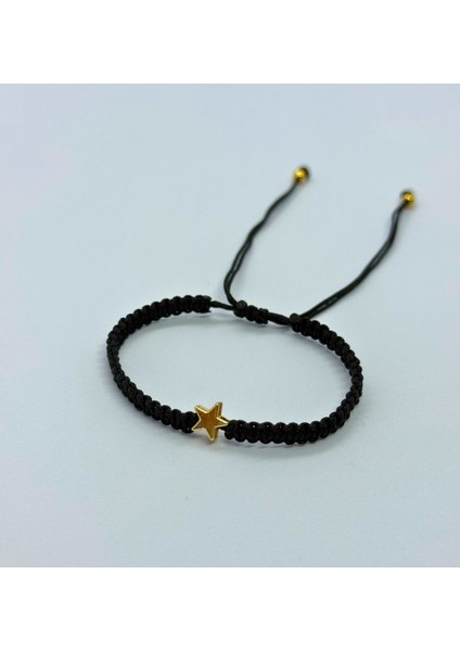 Siyah Yıldız Figürlü Makrome Bileklik, Şık ve Özgün Aksesuar Seçeneği