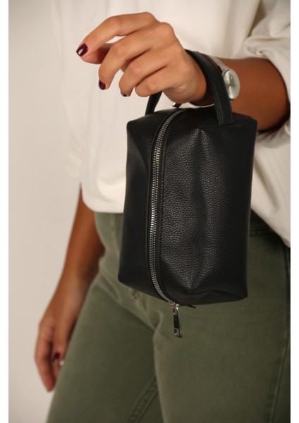 Şık Siyah Unisex El Çantası, Tarzınızı Tamamlayan Hafif ve Kullanışlı Tasarım modelleri