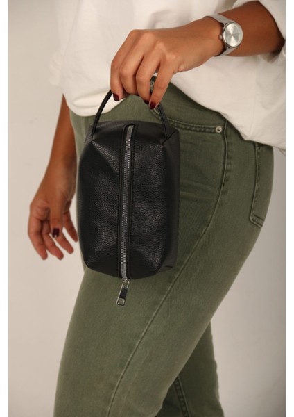 Şık Siyah Unisex El Çantası, Tarzınızı Tamamlayan Hafif ve Kullanışlı Tasarım fırsatları