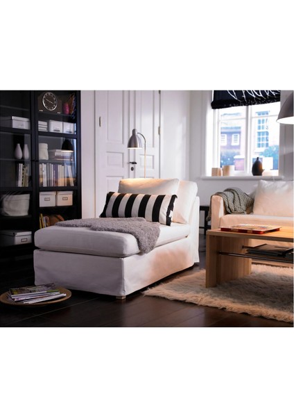 Lersta Yer ve Okuma Lambası 131 CM Gümüş Gövde Yönlendirilebilir Işık