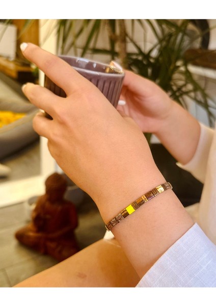 El Yapımı Çok Renkli Kahverengi ve Beyaz Tonlarda Şık Bileklik fiyatları