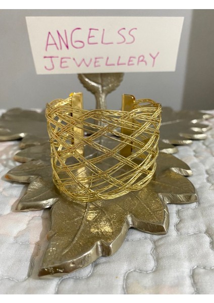 El Yapımı Altın Dokulu Örgü Bilezik, Ayarlanabilir ve Şık Tasarım