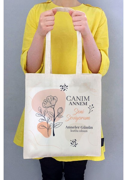 Beyaz Bebek Bezi Çantası, Şık ve Kullanışlı Anneler Için Ideal Hediye Seçeneği