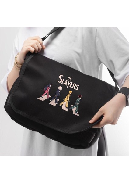 Baskılı Unisex Siyah Postacı Çantası, Şık ve Kullanışlı Ürün.