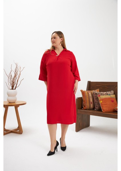 Yaka Broş Detaylı Yırtmaçlı Büyük Beden Elbise Kırmızı fırsatları