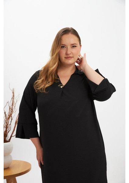 Yaka Broş Detaylı Yırtmaçlı Büyük Beden Elbise Siyah modelleri