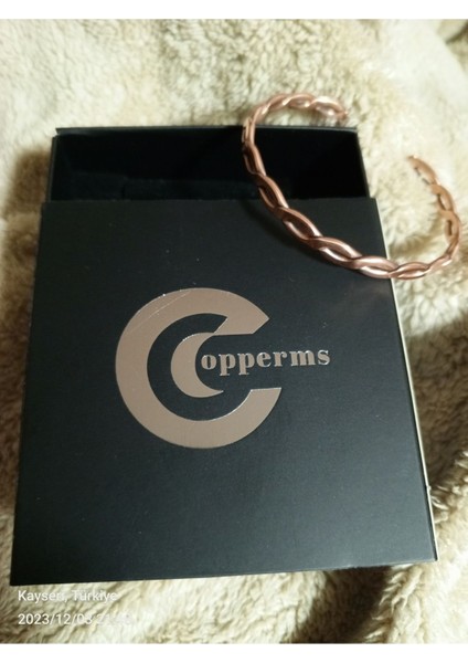 El Yapımı Saf Bakır Dövme Bilezik, Manyetik Alanlı, Şık ve Doğal Tasarım.