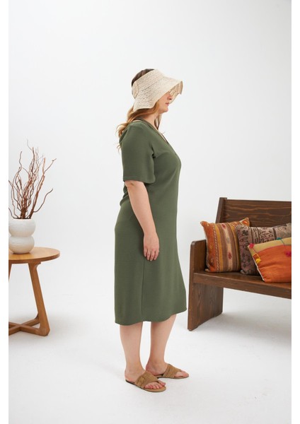 Yaka Detaylı Yırtmaçlı Büyük Beden Elbise Haki modelleri