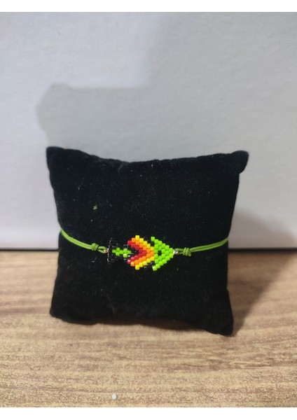 Yeşil Minik Gökkuşağı Balık Bileklik, Şık ve Sevimli Takı Seçeneği