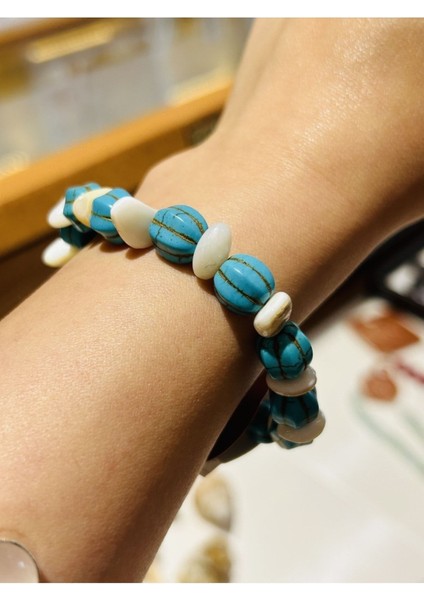 Mavi Taşlı Şık Bileklik, Zarif ve Doğal Tasarım, Rahat Kullanım