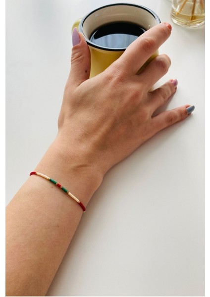 Kırmızı Miyuki Dizi Bileklik, Yılbaşı Özel, Şık ve Renkli Takı Seçeneği