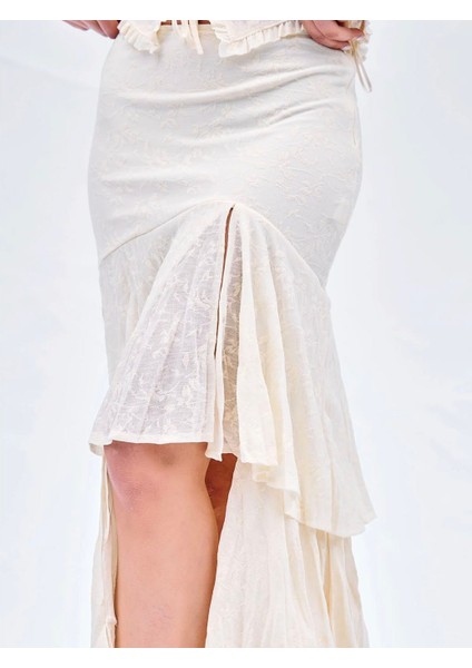 Önden Fermuarlı Dantel Bluz Ekru ve Önden Yırtmaçlı Astarlı Fırfırlı Etek Takım indirimleri