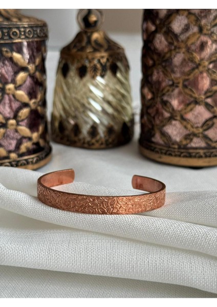 Her Bileğe Uygun, Bakır Yaprak Desenli Zarif Bileklik, Kahverengi
