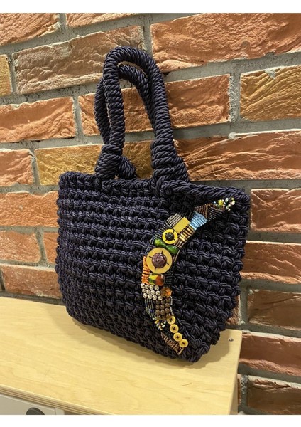 Lacivert Örgü Çanta, Şık ve Kullanışlı El Işi Aksesuar. indirimleri